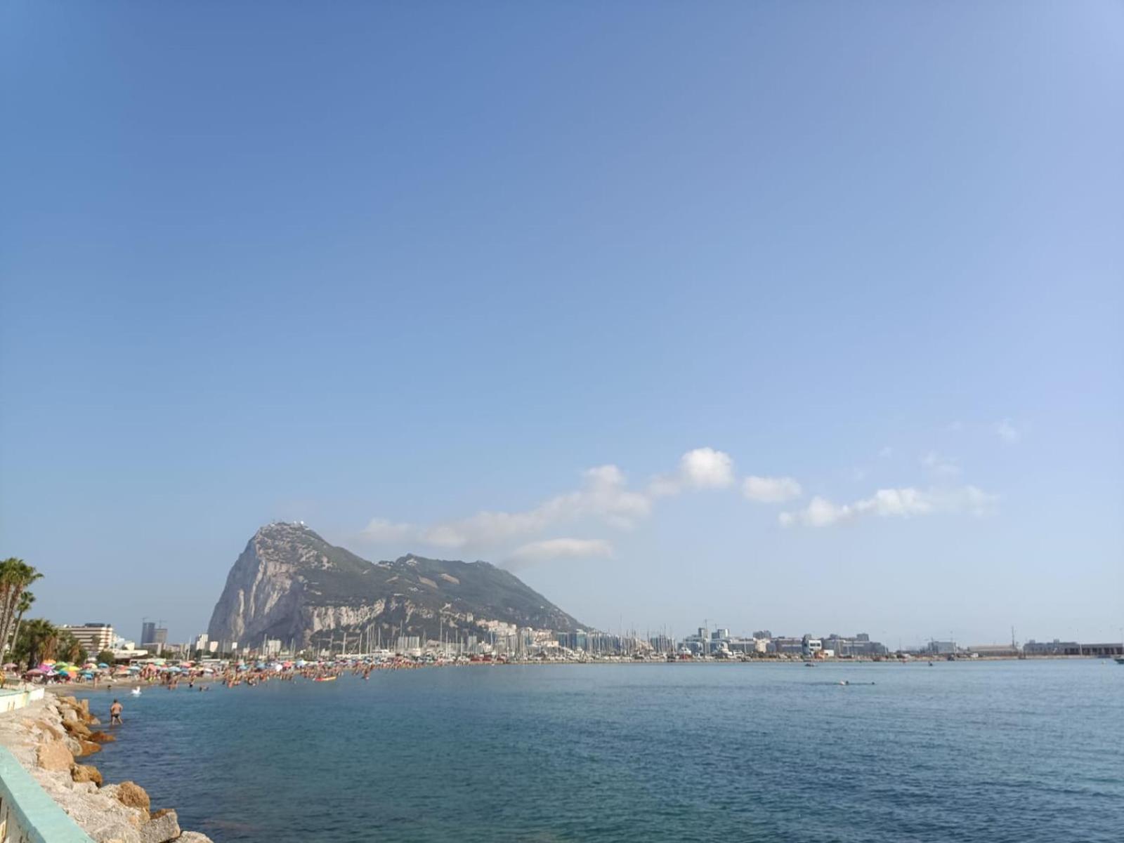 La Línea de la Concepción Vistas A 3 Paises Y 2 Continentes 1º Linea De Playa A 5 Minutos De Gibraltar 아파트 외부 사진